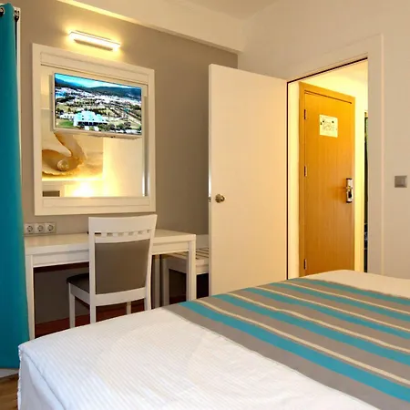 Hotel Suntopia Tropical 4*